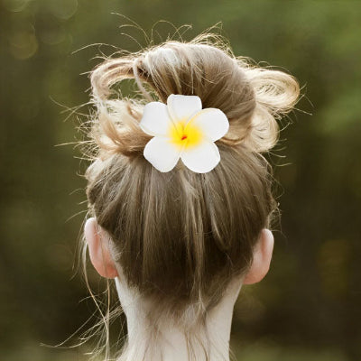 Pince fleur cheveux décorative chic