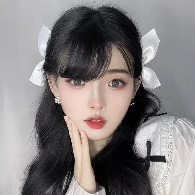 épingle à cheveux satin blanc élégante femme