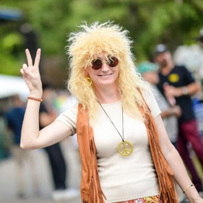 Perruque rock blonde style punk