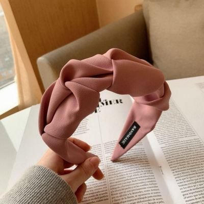 Serre tête large rose poudré style chic féminin